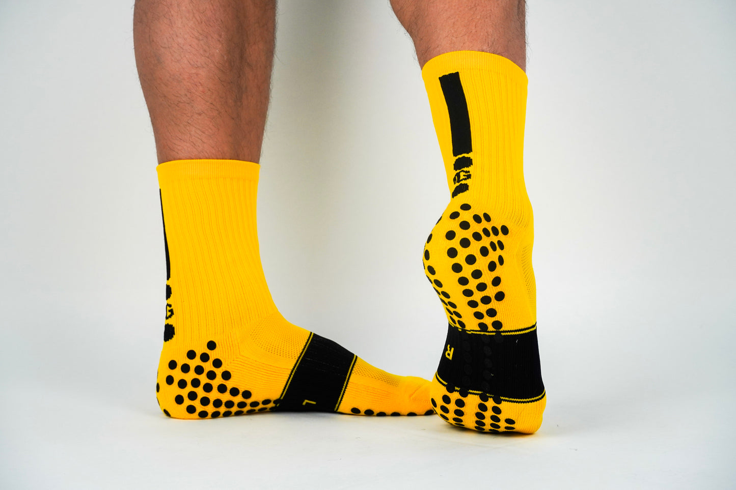 𝔾/𝕊𝕆𝕏 2.0 Non-Slip Grip Socks /Yellow/
